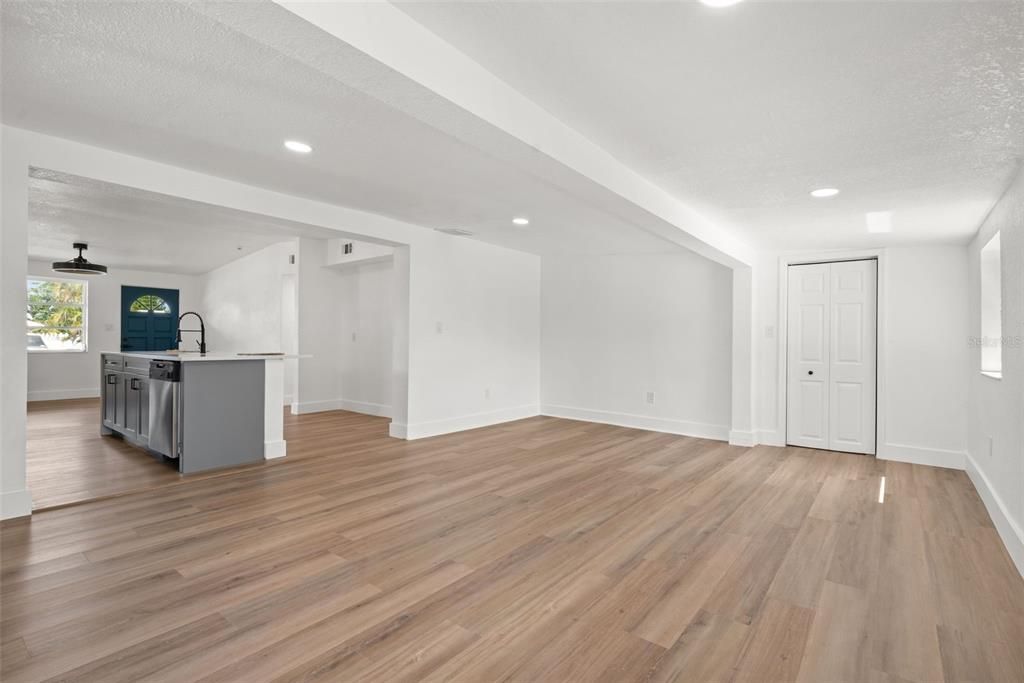 For Rent: $3,300 (3 beds, 2 baths, 1389 Square Feet)