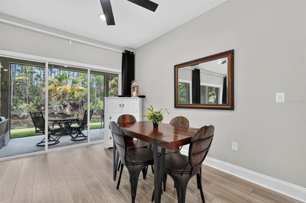 En Venta: $449,000 (4 camas, 3 baños, 2279 Pies cuadrados)