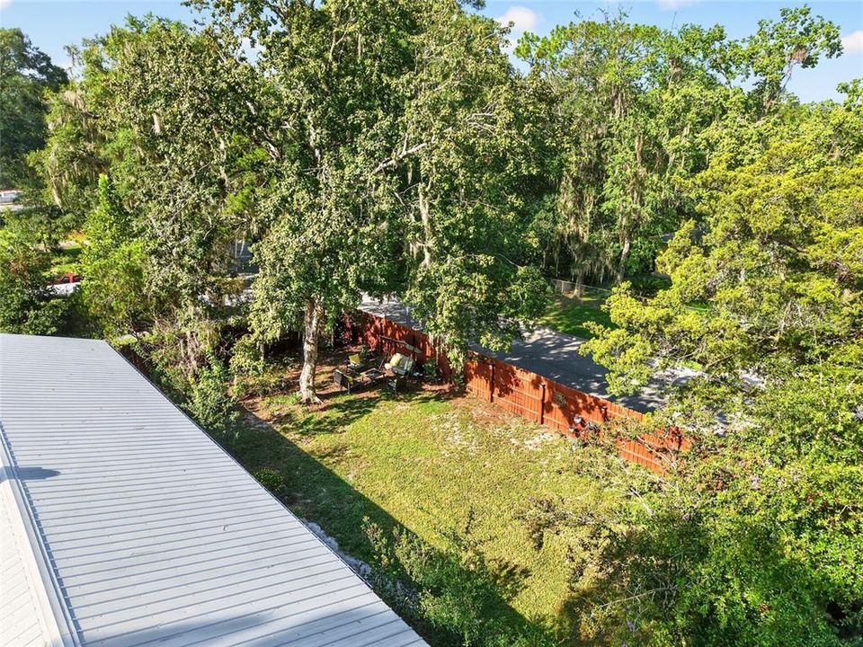 For Sale: $317,000 (4 beds, 2 baths, 1660 Square Feet)