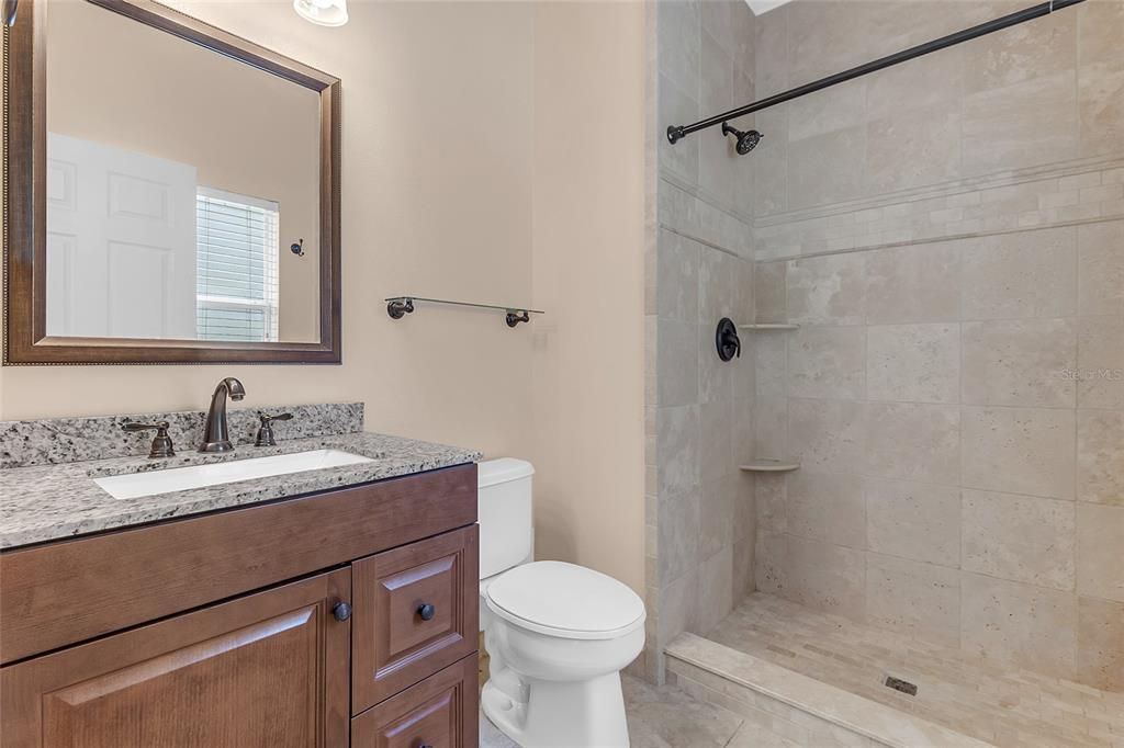 For Sale: $549,000 (5 beds, 3 baths, 2495 Square Feet)