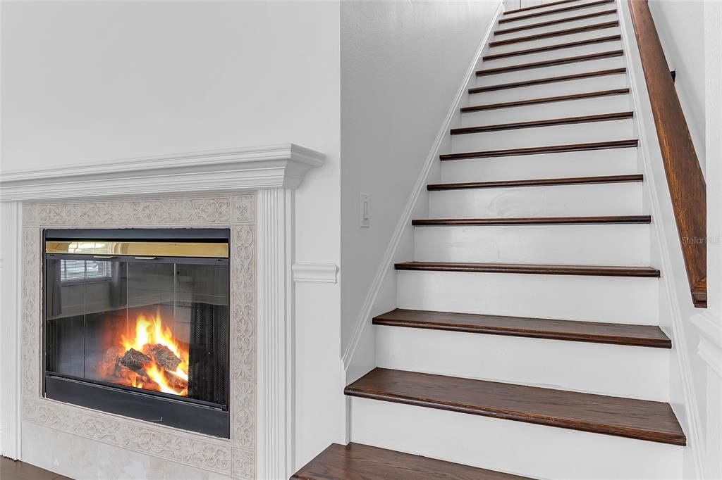 For Sale: $549,000 (5 beds, 3 baths, 2495 Square Feet)