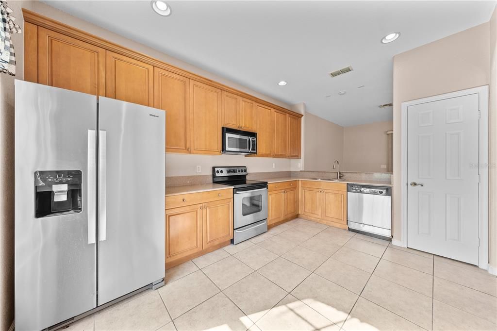 For Sale: $369,900 (3 beds, 2 baths, 1560 Square Feet)
