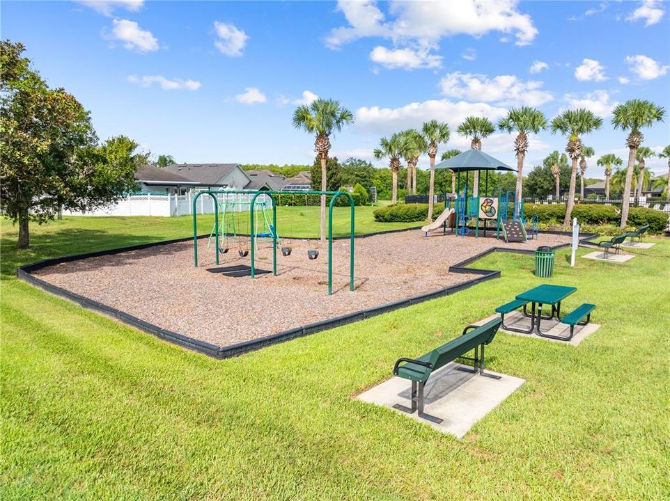 For Sale: $369,900 (3 beds, 2 baths, 1560 Square Feet)