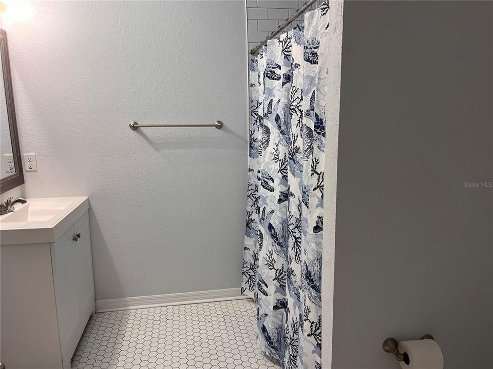 For Rent: $2,150 (3 beds, 2 baths, 1089 Square Feet)