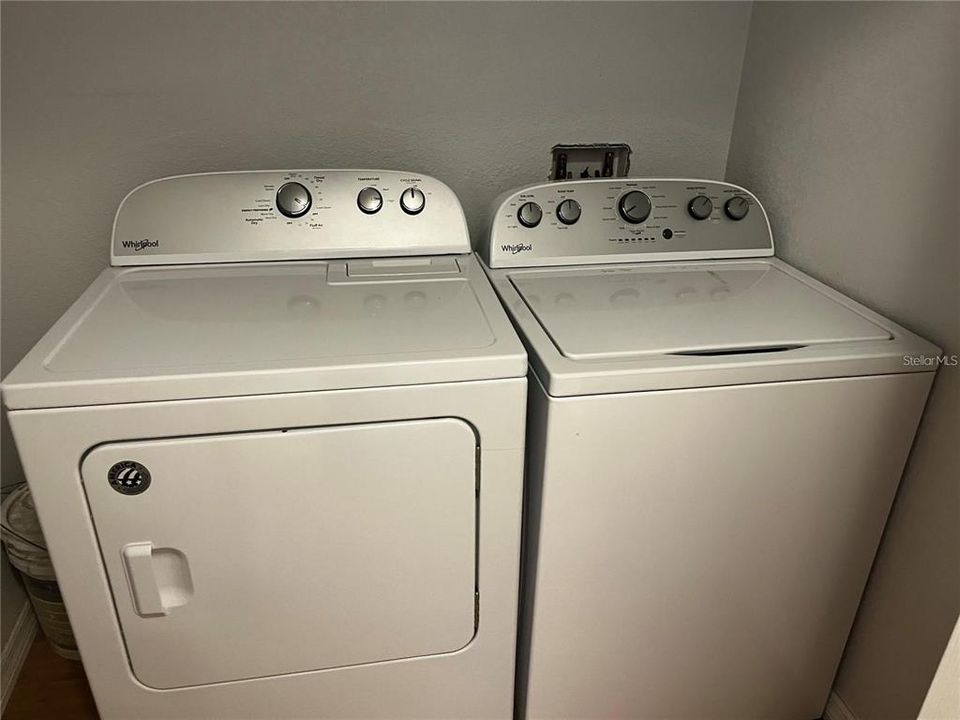 For Rent: $2,150 (3 beds, 2 baths, 1089 Square Feet)