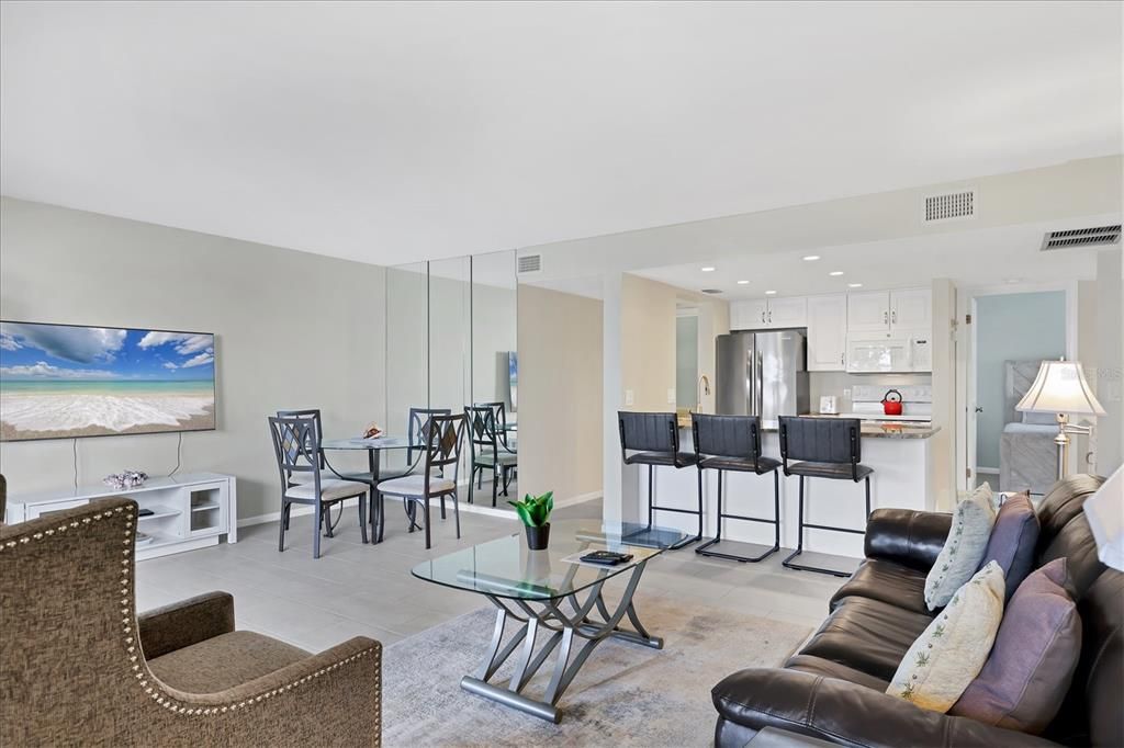 En Venta: $575,000 (2 camas, 1 baños, 860 Pies cuadrados)