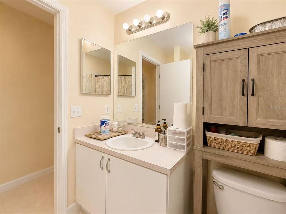 For Sale: $359,000 (3 beds, 2 baths, 1292 Square Feet)