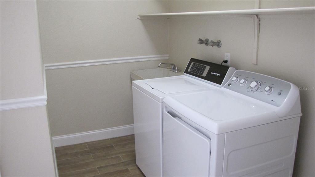 В аренду: $2,900 (3 спален, 2 ванн, 1553 Квадратных фут)