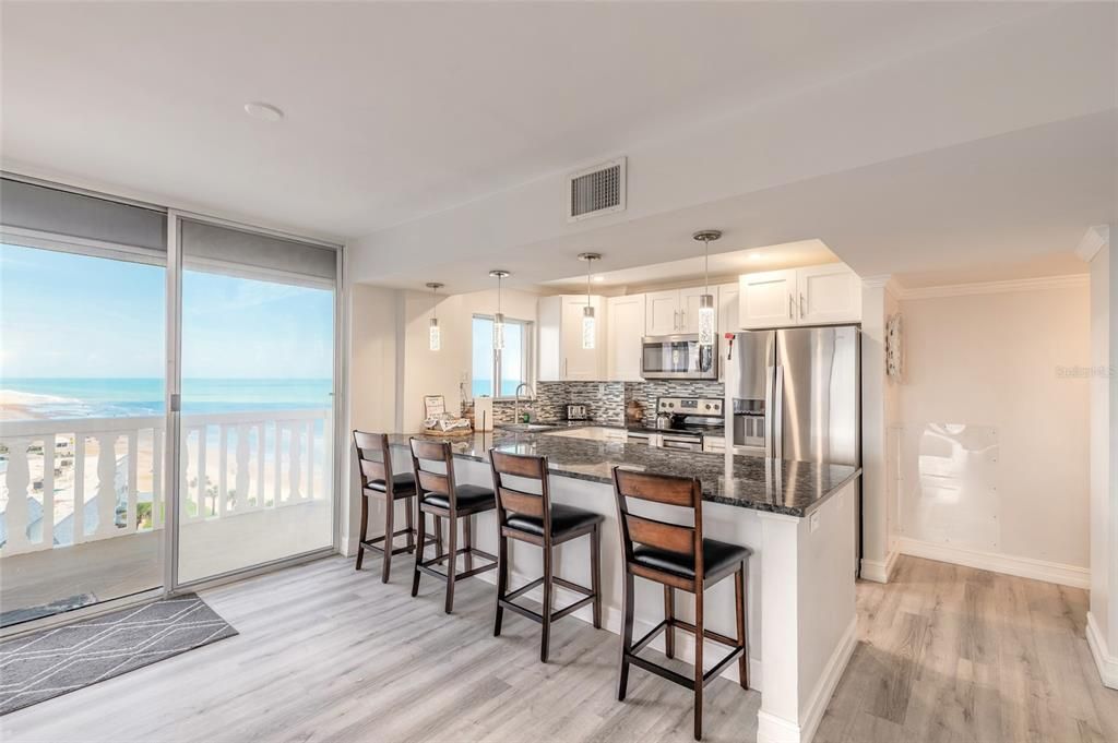 For Sale: $460,000 (2 beds, 2 baths, 1312 Square Feet)