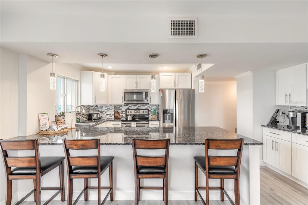 For Sale: $460,000 (2 beds, 2 baths, 1312 Square Feet)