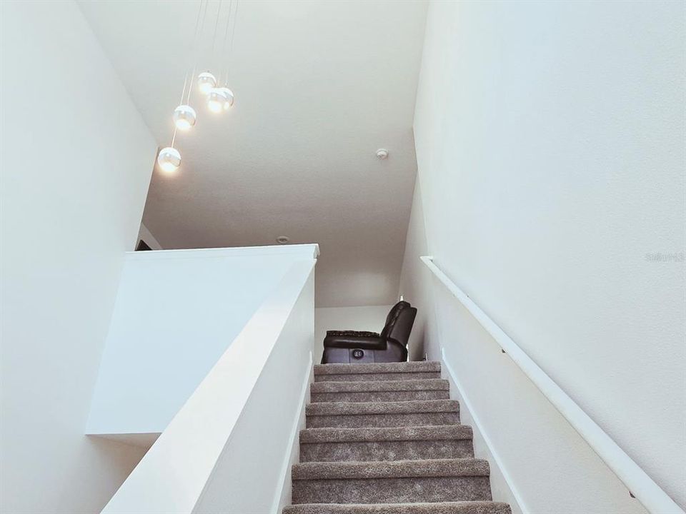 En Venta: $418,000 (5 camas, 2 baños, 2355 Pies cuadrados)