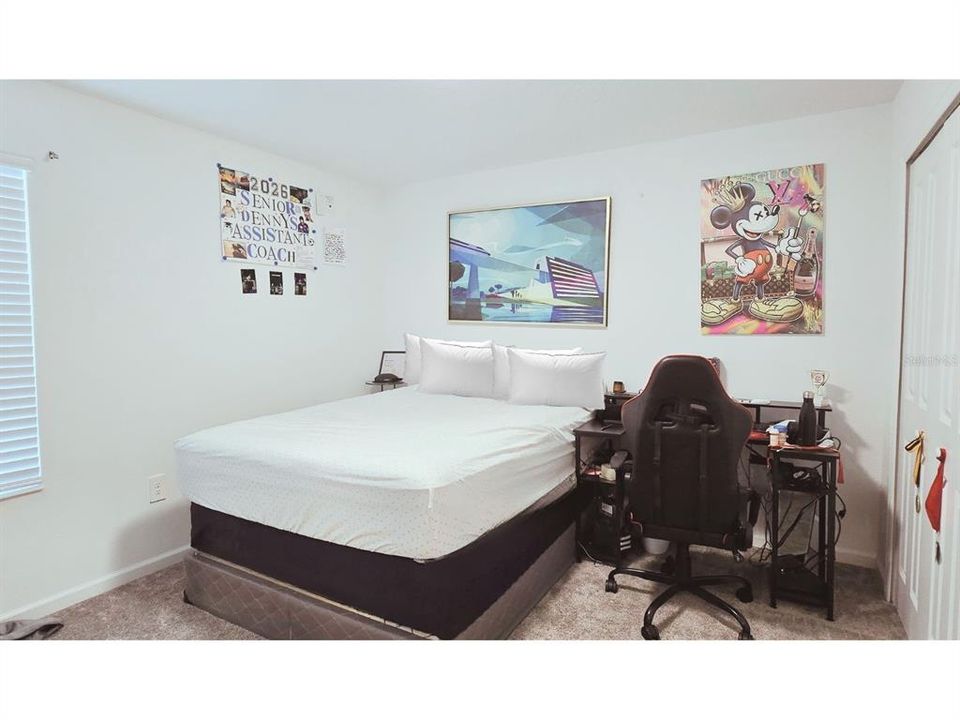 En Venta: $418,000 (5 camas, 2 baños, 2355 Pies cuadrados)