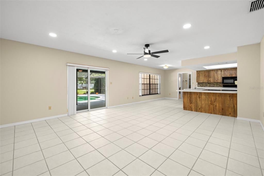For Sale: $499,000 (3 beds, 2 baths, 1753 Square Feet)