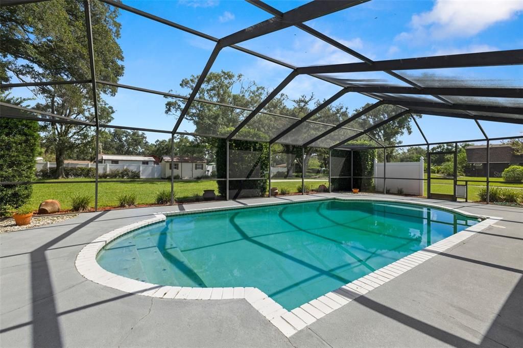For Sale: $499,000 (3 beds, 2 baths, 1753 Square Feet)