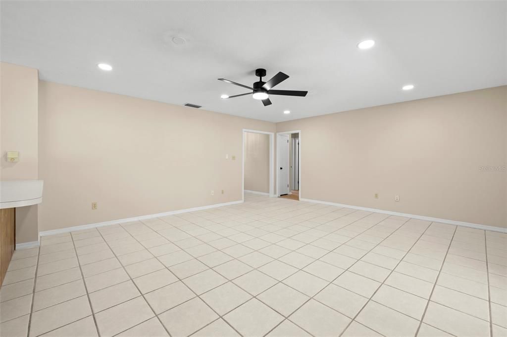 For Sale: $499,000 (3 beds, 2 baths, 1753 Square Feet)