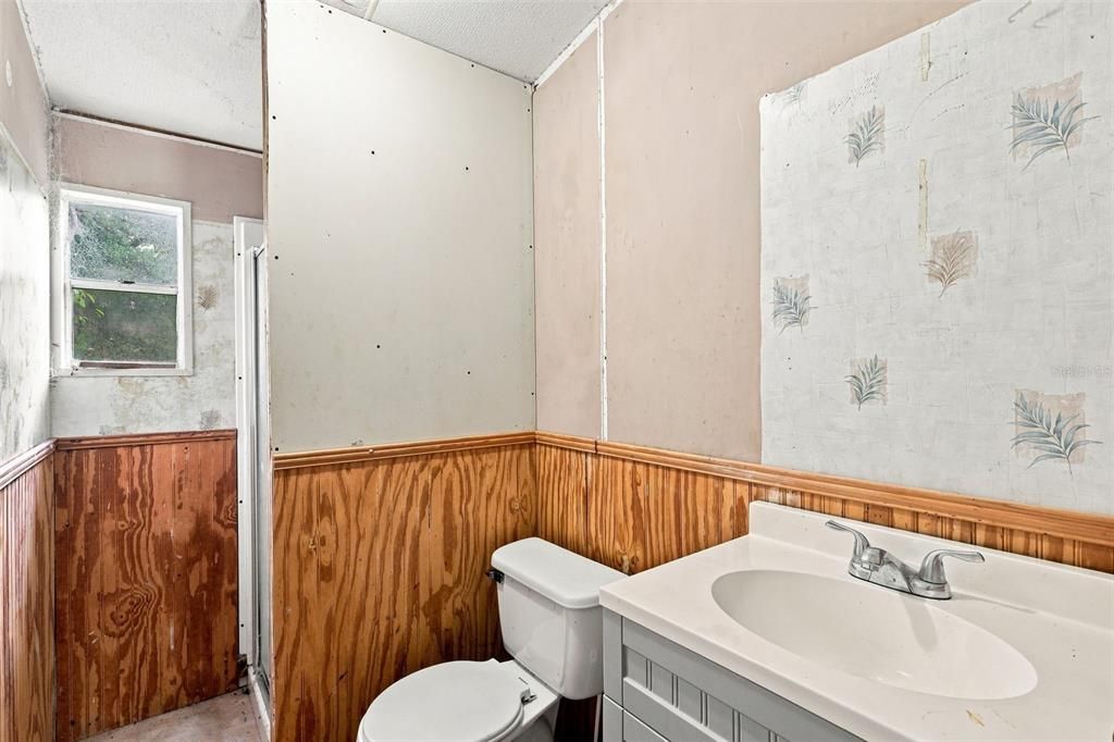 For Sale: $325,000 (3 beds, 2 baths, 1620 Square Feet)