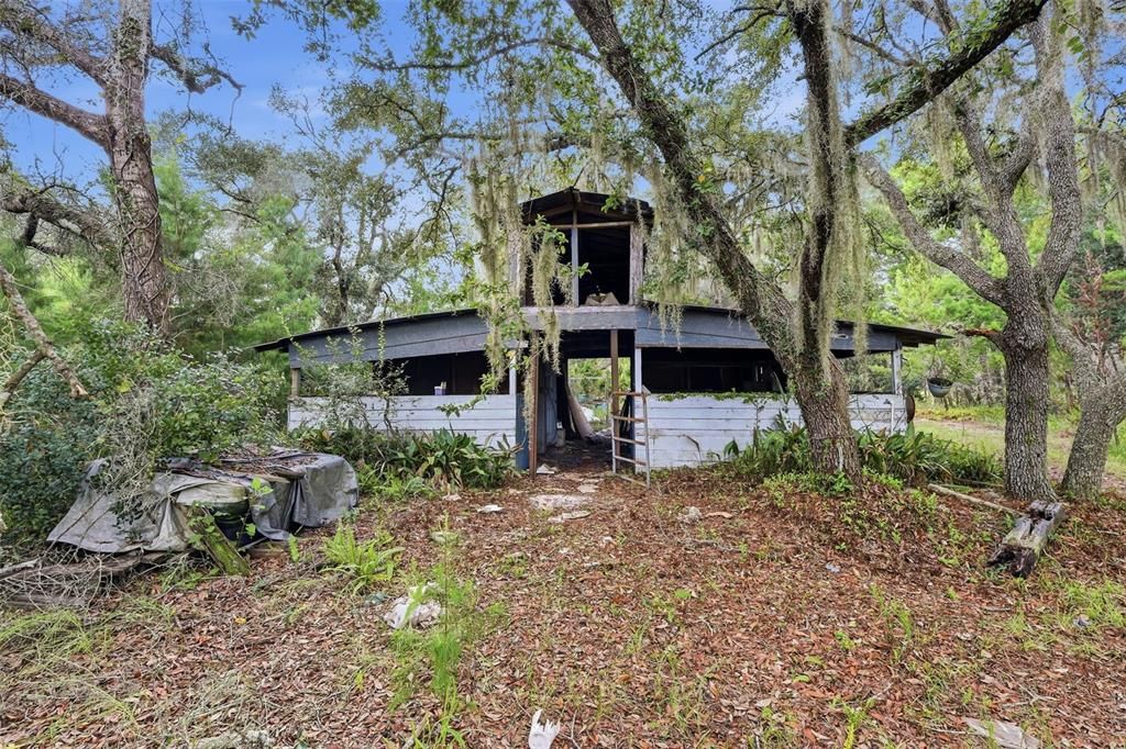 For Sale: $325,000 (3 beds, 2 baths, 1620 Square Feet)