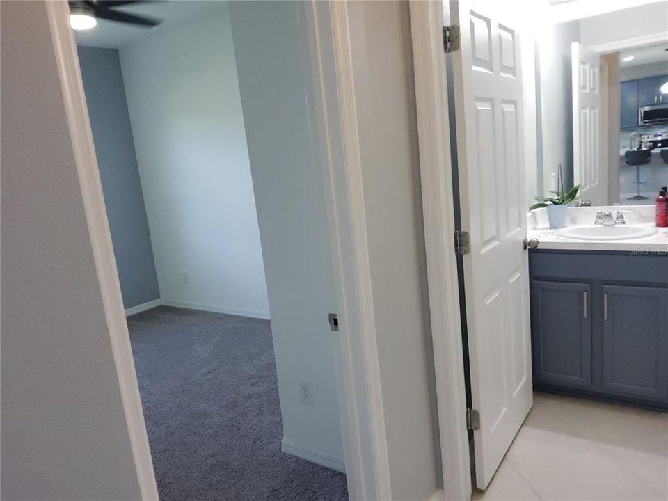 For Rent: $3,000 (4 beds, 3 baths, 2566 Square Feet)
