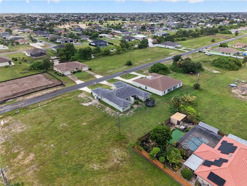 For Sale: $475,000 (6 beds, 0 baths, 2218 Square Feet)