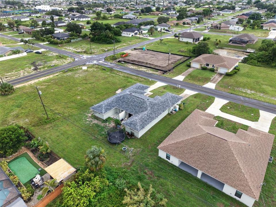 For Sale: $475,000 (6 beds, 0 baths, 2218 Square Feet)