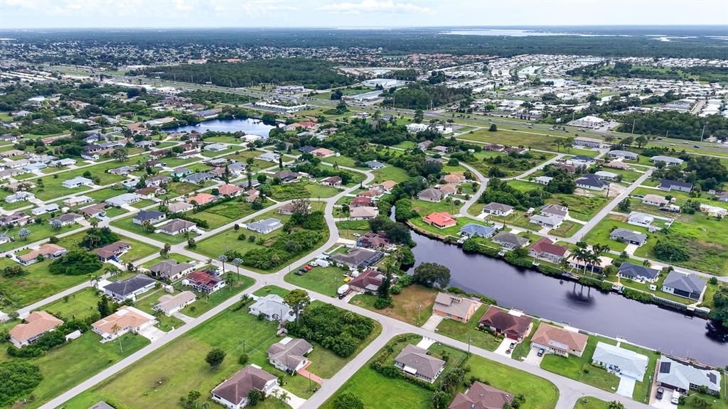 На продажу: $65,000 (0.17 acres)