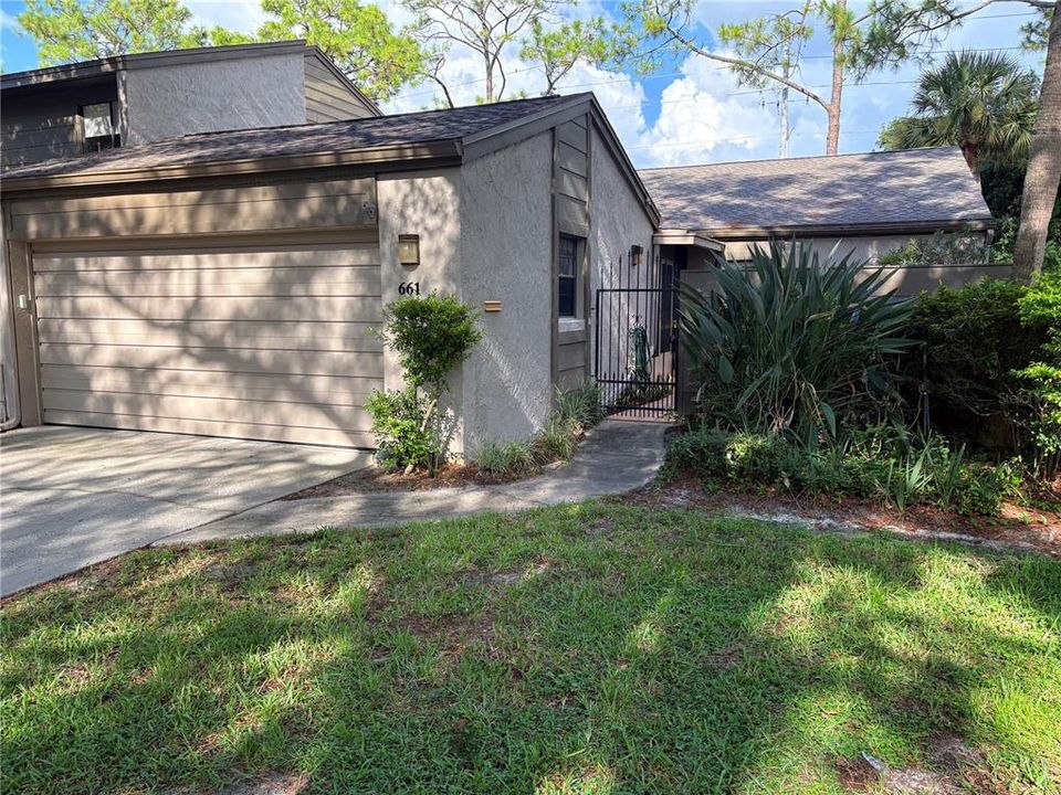 For Sale: $325,000 (3 beds, 2 baths, 1765 Square Feet)