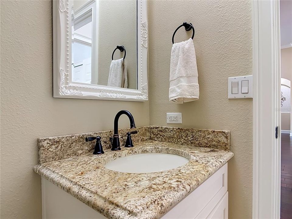 На продажу: $820,000 (4 спален, 3 ванн, 2526 Квадратных фут)