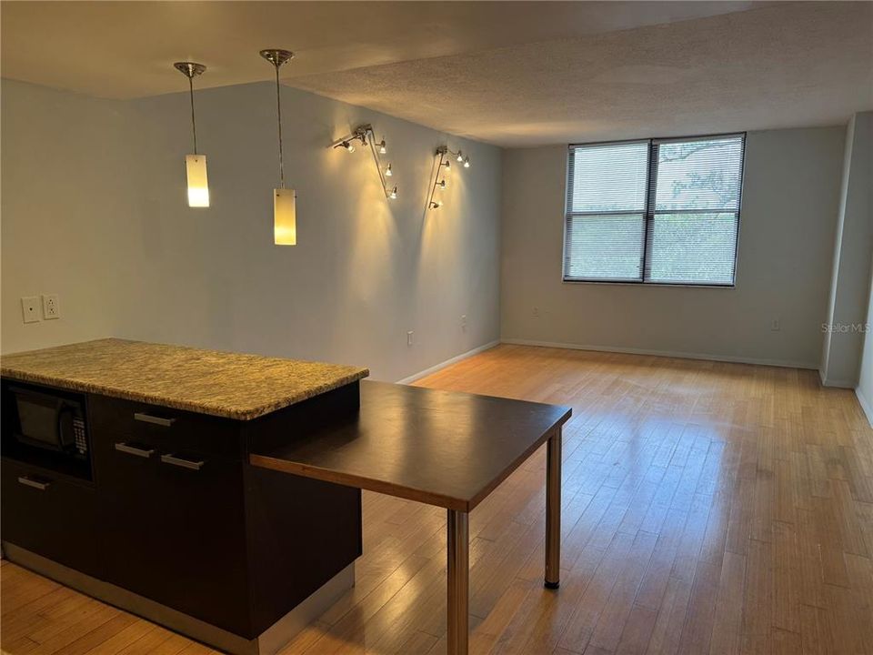 En Renta: $1,400 (1 camas, 1 baños, 570 Pies cuadrados)