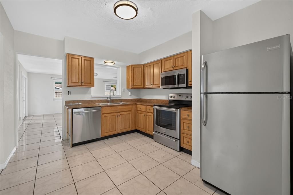 En Venta: $349,900 (3 camas, 2 baños, 1562 Pies cuadrados)