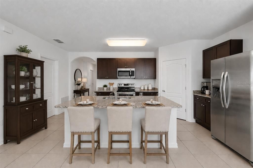 For Sale: $355,000 (4 beds, 2 baths, 1767 Square Feet)