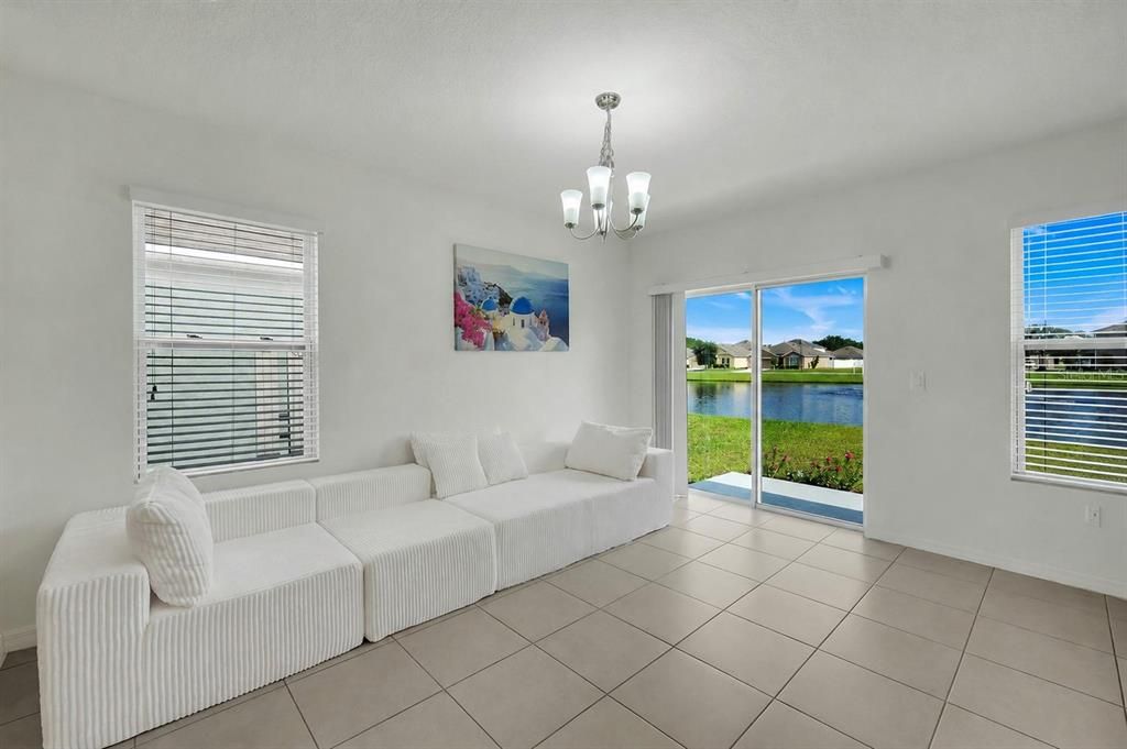 For Sale: $355,000 (4 beds, 2 baths, 1767 Square Feet)
