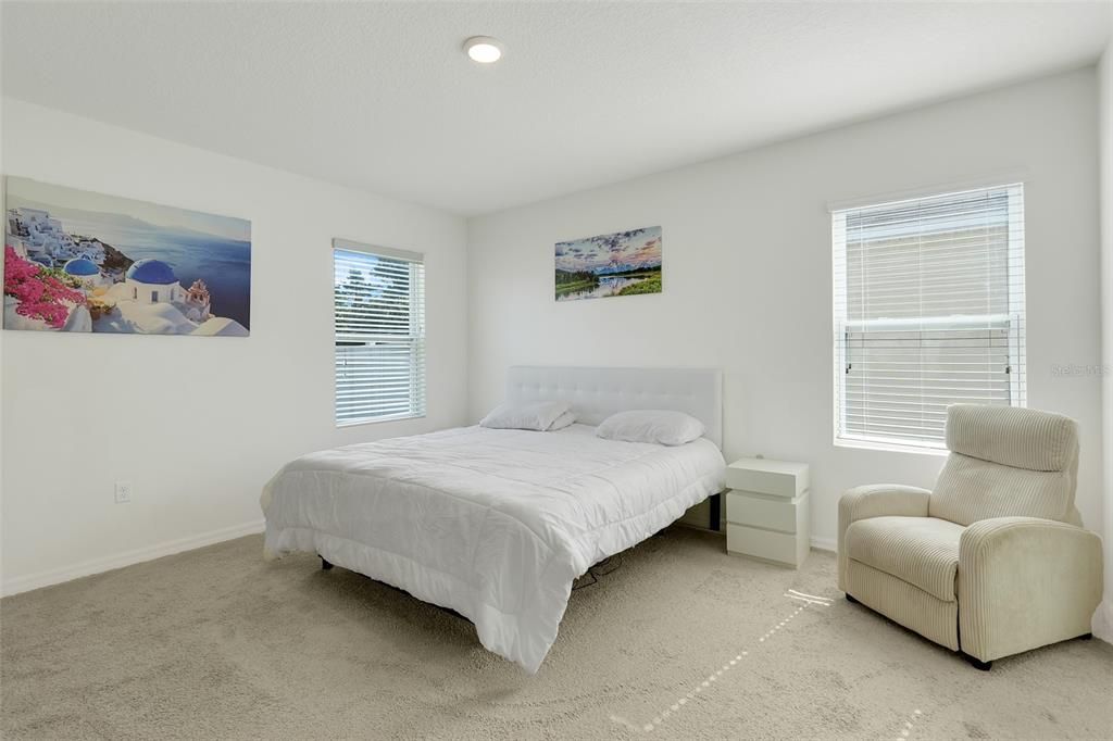 For Sale: $355,000 (4 beds, 2 baths, 1767 Square Feet)