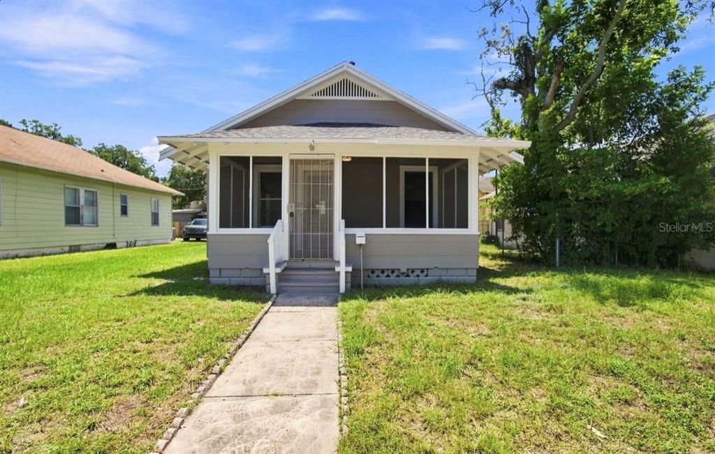 En Venta: $249,900 (2 camas, 1 baños, 952 Pies cuadrados)
