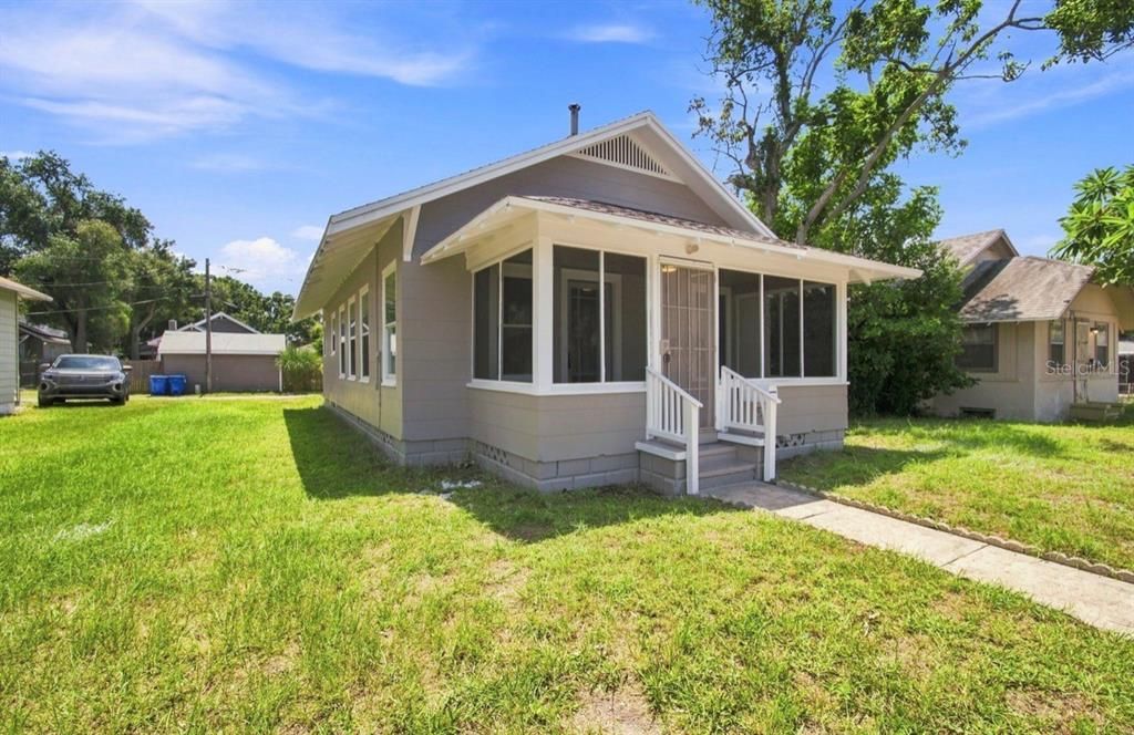 En Venta: $249,900 (2 camas, 1 baños, 952 Pies cuadrados)