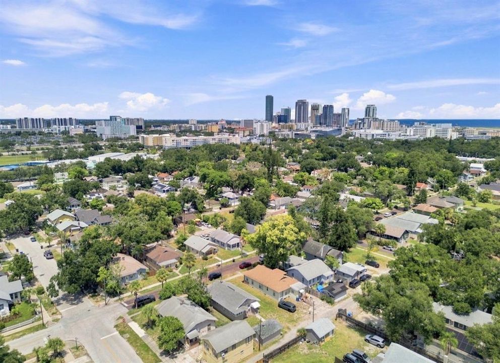 En Venta: $249,900 (2 camas, 1 baños, 952 Pies cuadrados)