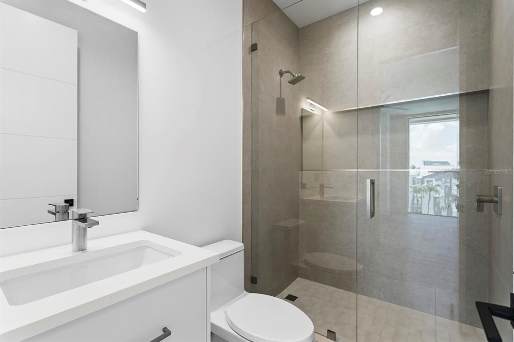 En Venta: $10,500,000 (6 camas, 6 baños, 7619 Pies cuadrados)