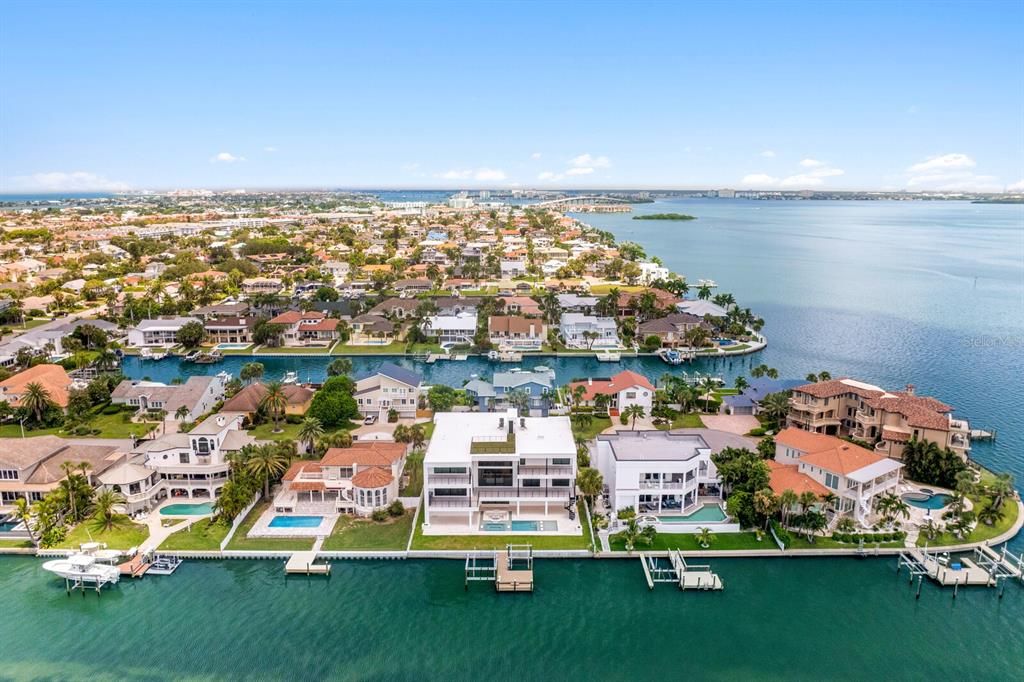En Venta: $10,500,000 (6 camas, 6 baños, 7619 Pies cuadrados)