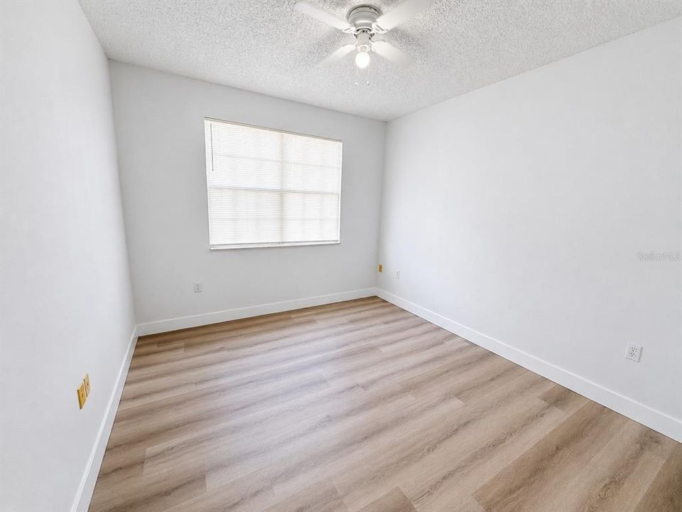 В аренду: $1,650 (2 спален, 2 ванн, 999 Квадратных фут)
