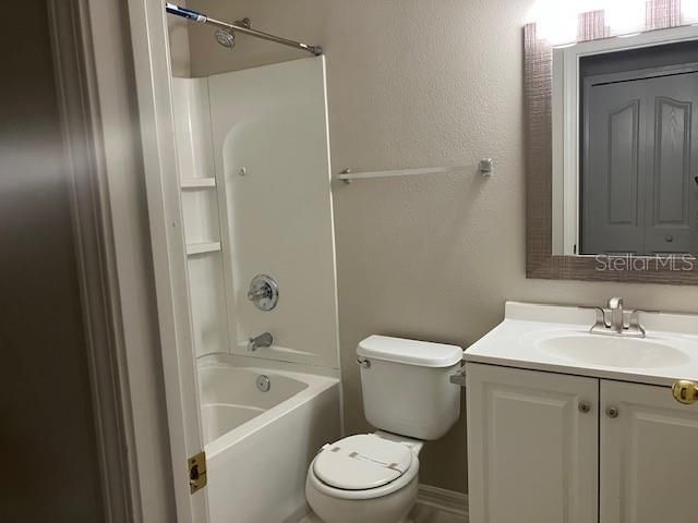 For Rent: $2,250 (3 beds, 2 baths, 1640 Square Feet)