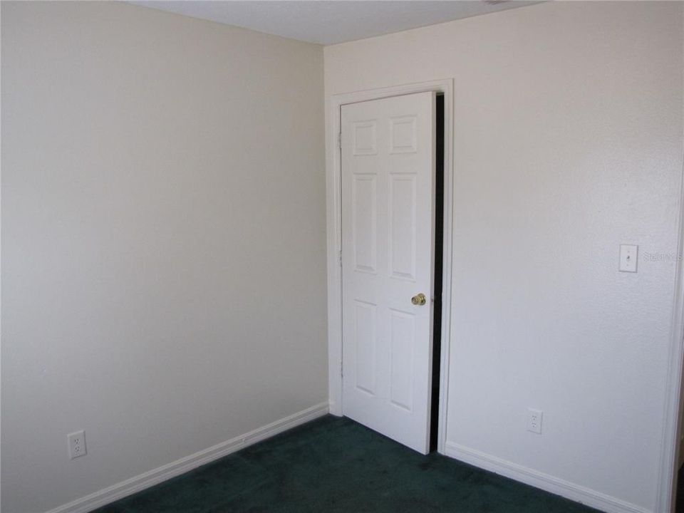 For Rent: $2,200 (3 beds, 2 baths, 990 Square Feet)