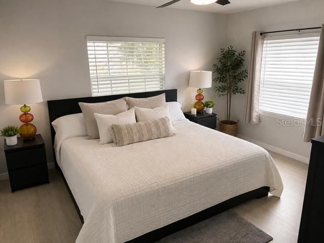 For Sale: $329,000 (2 beds, 1 baths, 1060 Square Feet)