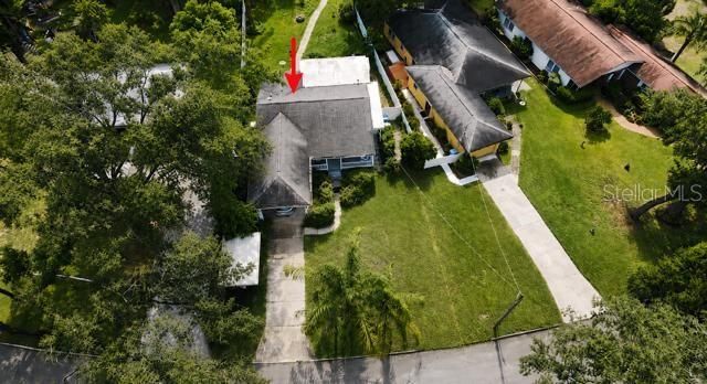 For Sale: $329,000 (2 beds, 1 baths, 1060 Square Feet)