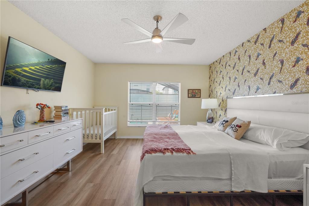 For Sale: $465,000 (5 beds, 4 baths, 2286 Square Feet)