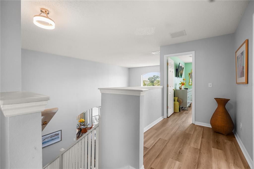 For Sale: $465,000 (5 beds, 4 baths, 2286 Square Feet)