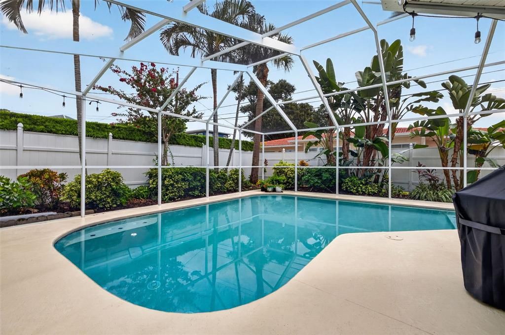 En Venta: $620,000 (3 camas, 2 baños, 2015 Pies cuadrados)