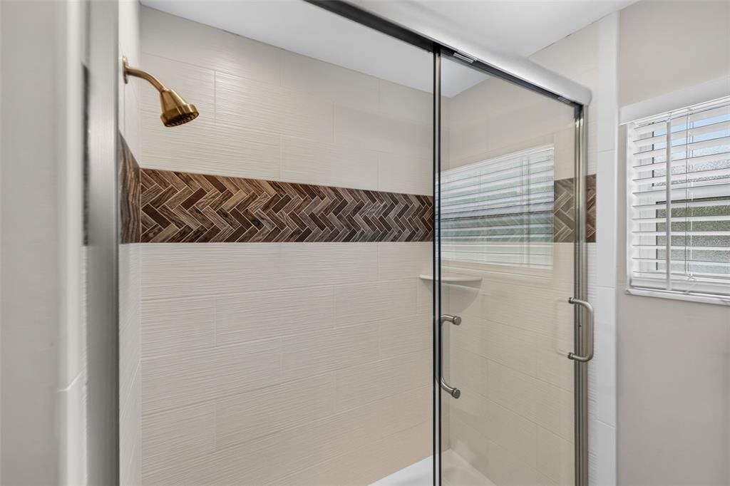 En Venta: $620,000 (3 camas, 2 baños, 2015 Pies cuadrados)
