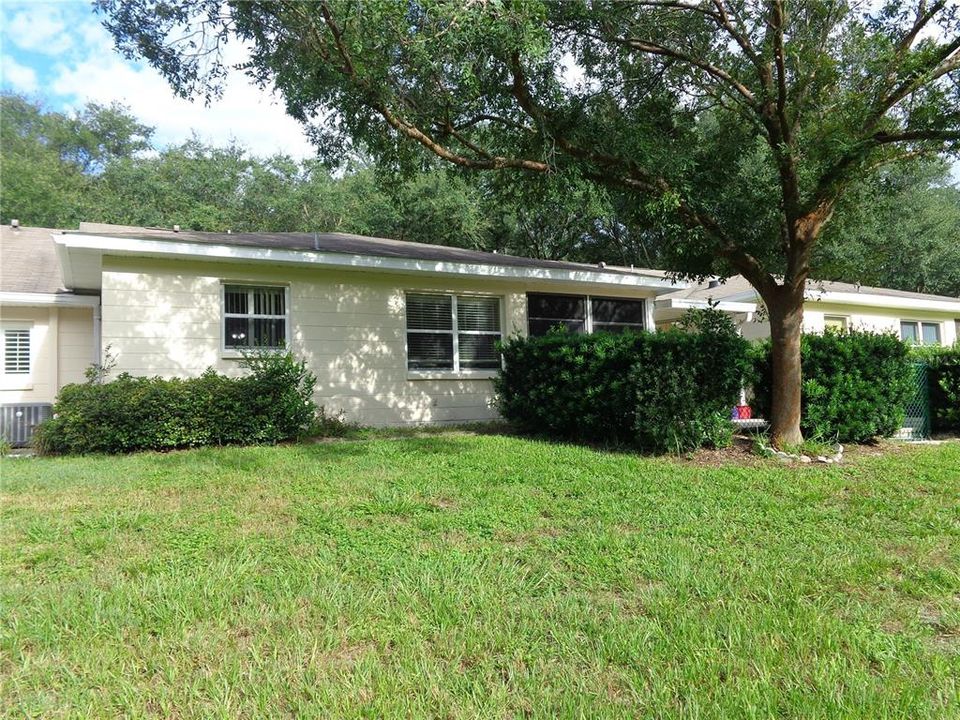 For Sale: $173,900 (2 beds, 2 baths, 1412 Square Feet)