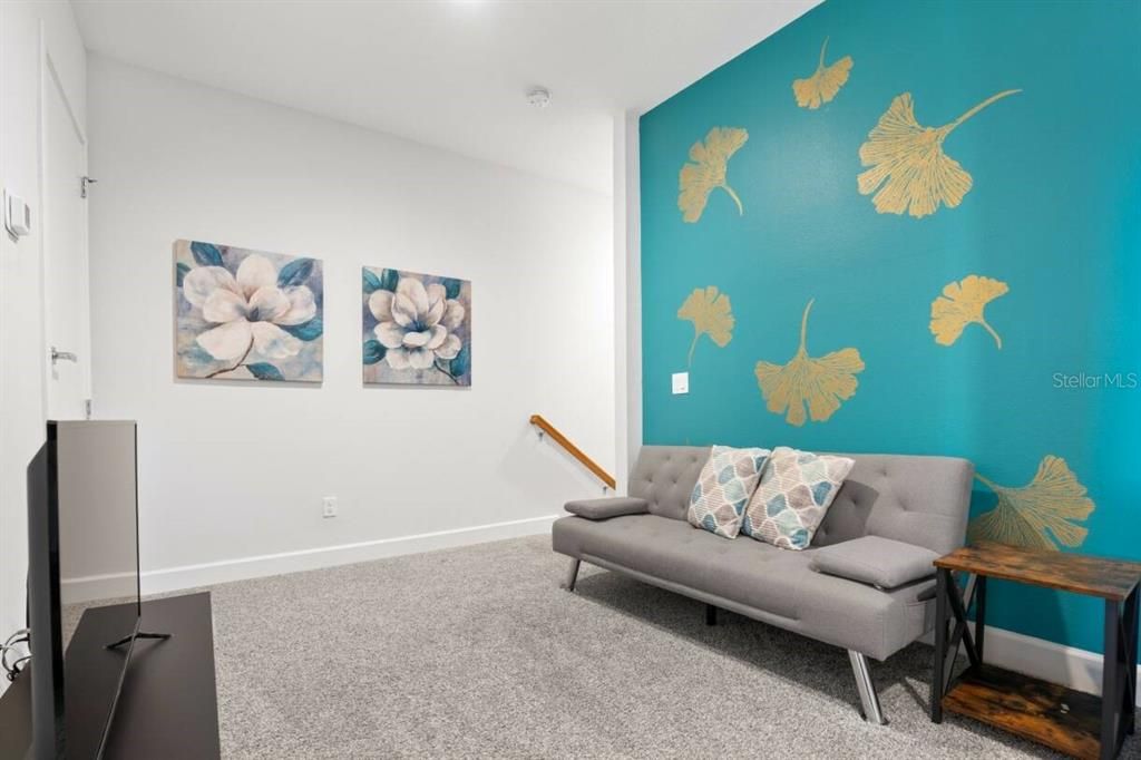 For Rent: $3,000 (4 beds, 3 baths, 1823 Square Feet)