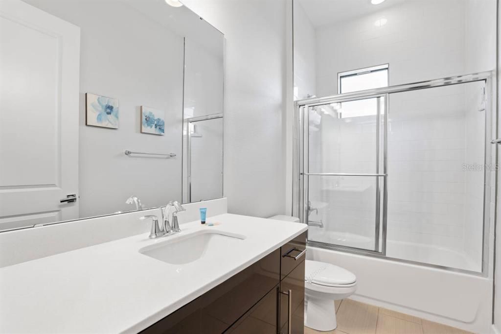 For Rent: $3,000 (4 beds, 3 baths, 1823 Square Feet)