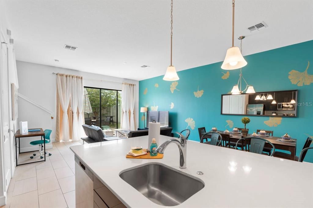 For Rent: $3,000 (4 beds, 3 baths, 1823 Square Feet)